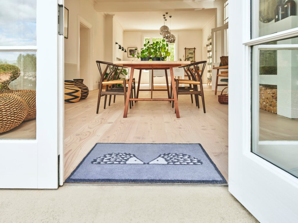 Turtle Mats - 'Kissing Spike' - FREE SHIPPING!