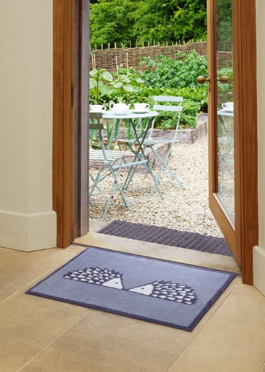 Turtle Mats - 'Kissing Spike' - FREE SHIPPING!