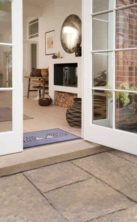 Turtle Mats Kissing Spike Design Indoor Rug