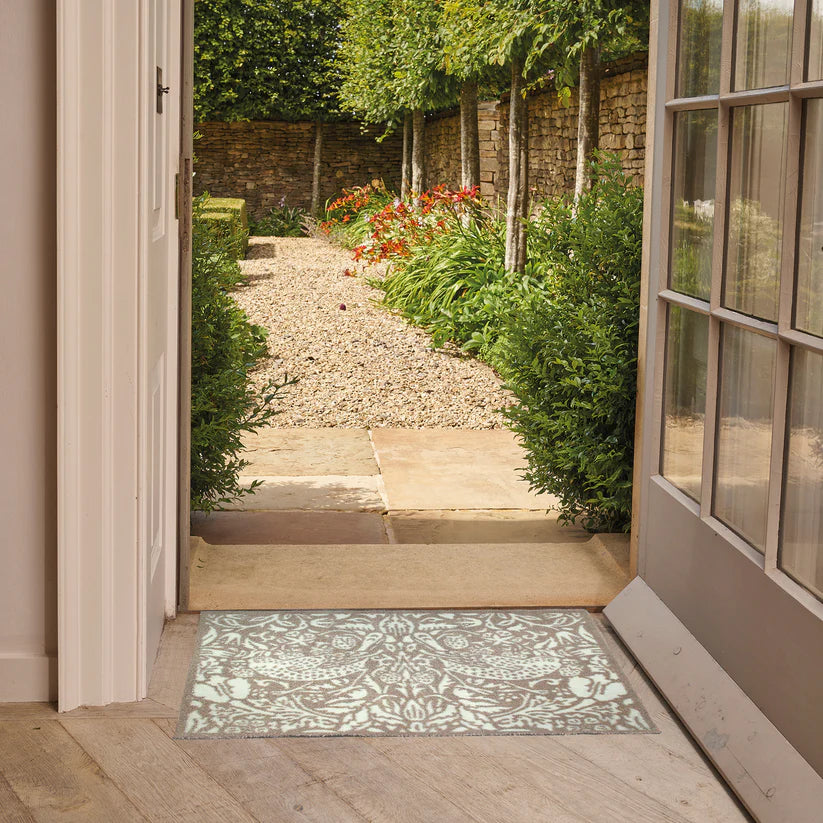 Turtle Mats Pure Strawberry Thief